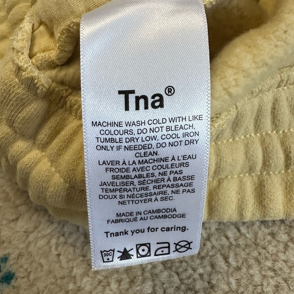 Aritzia TNA Soft Yellow Cozy Fleece Perfect Jogger Sweats - Picture 7 of 8